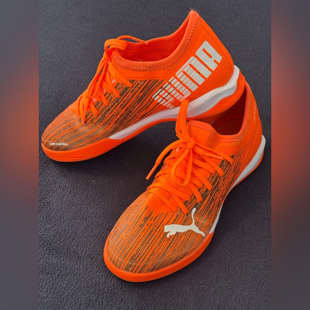 Puma Soccer Shoes Indoor- Kids Size 7